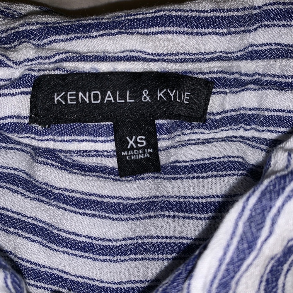 Cropped button down - Picture 2 of 3
